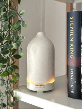 Aroma Rise Speckled Limited Edition Diffuser with 2 Diffuser Blend Holders